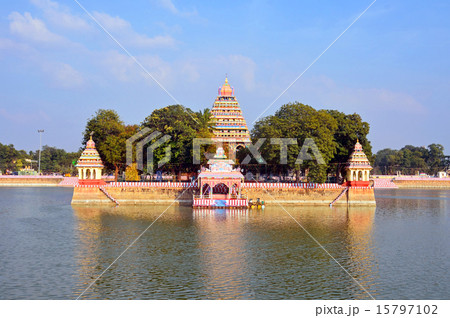 マドゥライのマーリアンマン池 15797102