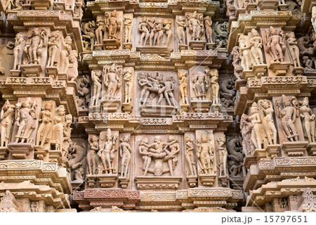 インド　カジュラーホーの彫刻　世界遺産 15797651
