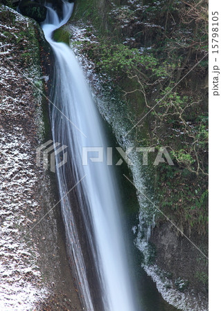 厳冬を流れる(由布川渓谷) 厳冬を流れる(由布川渓谷) 15798105