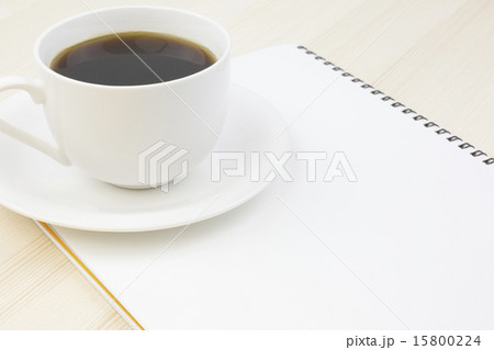ノートとコーヒー ノートとコーヒー 15800224