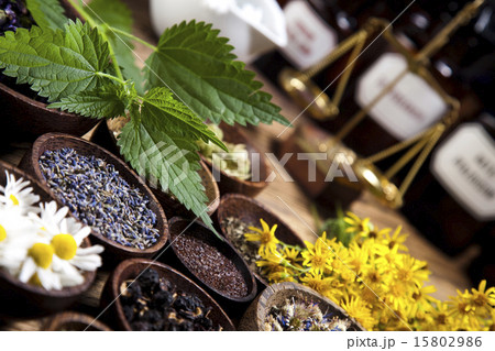 Natural remedy and mortar, natural colorful tone 15802986