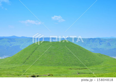 阿蘇の米塚 15804818