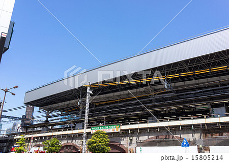 工事中の新橋駅前 15805214