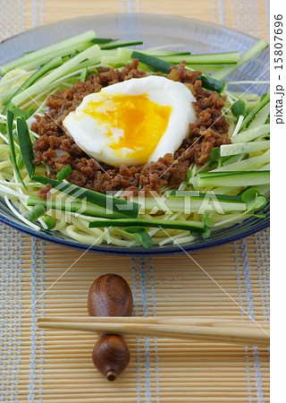 ジャージャー麺 15807696