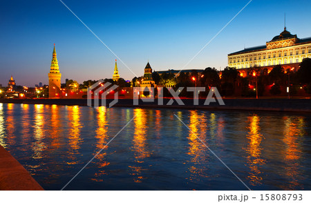 Moscow Kremlin and Moskva River in sunset Moscow Kremlin and Moskva River in sunset 15808793