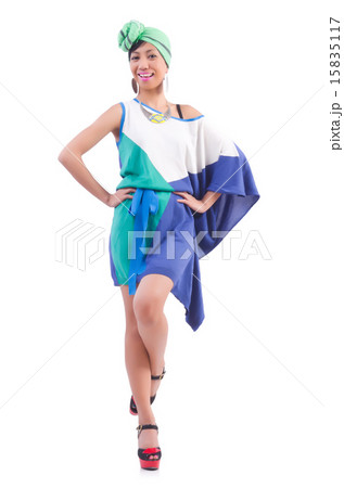 Girl preparing for summer vacation 15835117