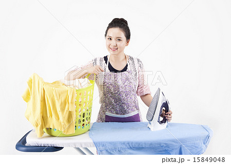 Housewife_078 15849048