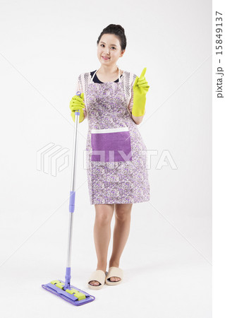 Housewife_032 Housewife_032 15849137