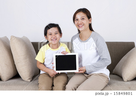 [PHO180] multicultural Family_027 15849801