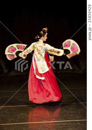 [PHO190] Korean dance_079 15850429