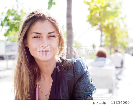 Portrait of a Stylish Pretty Young Woman 15854000
