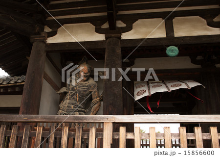 法隆寺 中門 15856600