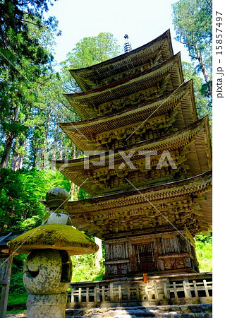 羽黒山五重の塔 (3) 羽黒山五重の塔 (3) 15857497