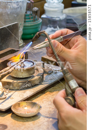 ジュエリー工房 15858571