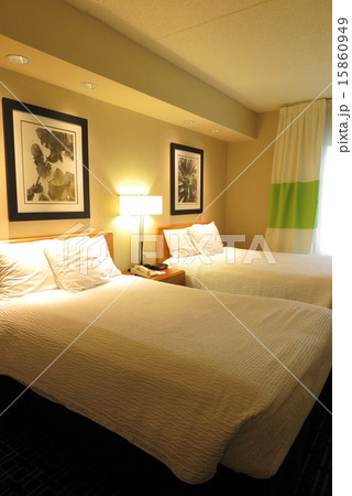 アメリカのホテルのセミスイートルーム アメリカのホテルのセミスイートルーム 15860949