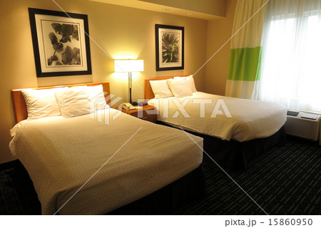 アメリカのホテルのセミスイートルーム アメリカのホテルのセミスイートルーム 15860950