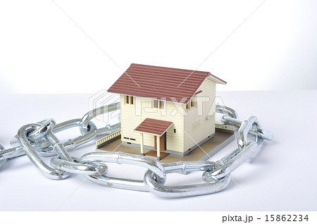 鎖で縛られた住宅 15862234