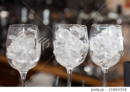 ice 15864348