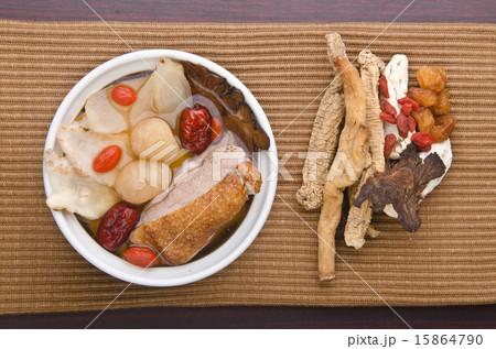 Chicken and herb soup in pot, Chinese food style. 15864790