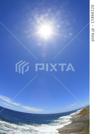 沖永良部島の海・太陽・青空 15866526