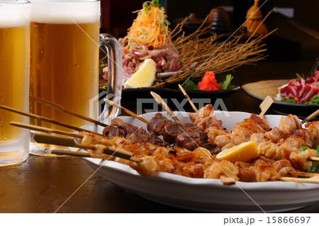 焼鳥とビール 焼鳥とビール 15866697