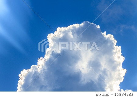 Dark ominous clouds. Dramatic sky 15874532