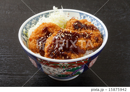 ヒレカツソースカツ丼 15875942
