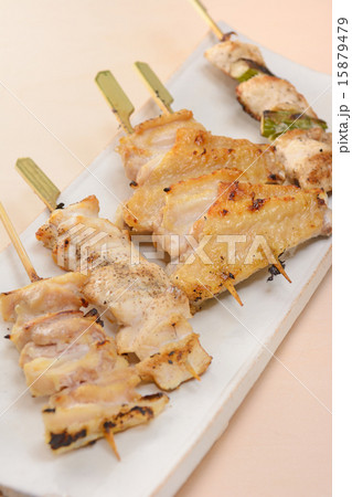おいしい焼き鳥盛り合わせ 15879479