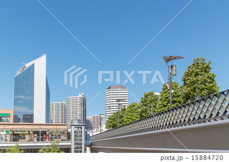 川口駅　東口前広場 15884720
