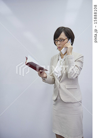 ４０代女性ビジネス 15888108