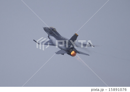 F16ファイティングファルコン 15891076