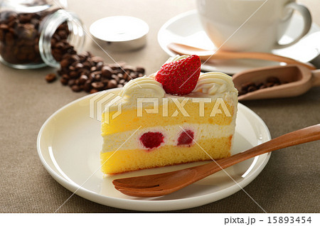苺のショートケーキとコーヒー 苺のショートケーキとコーヒー 15893454
