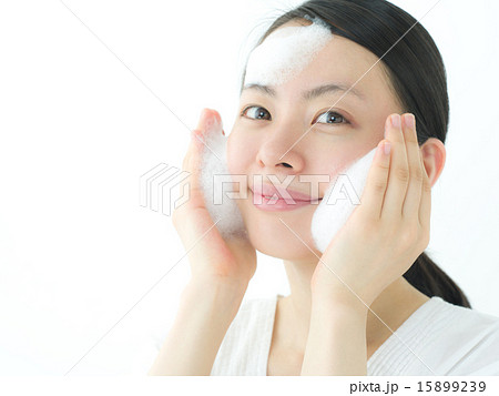 洗顔 15899239