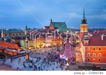 Old Town in Warsaw at Evening Old Town in Warsaw at Evening 15900784