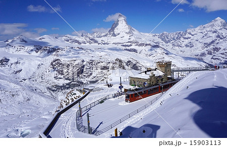 Scenery of Gornergrat train station Matterhorn  15903113