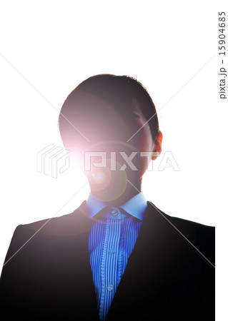 逆光の中のフレッシュマン 15904685