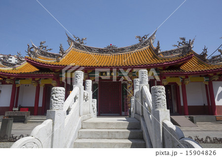 長崎孔子廟の碧水橋と儀門 15904826