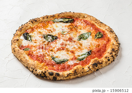 ピッツア マルゲリータ Margherita Pizza ピッツア マルゲリータ Margherita Pizza 15906512