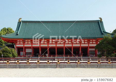 京都　平安神宮　大極殿 15907682
