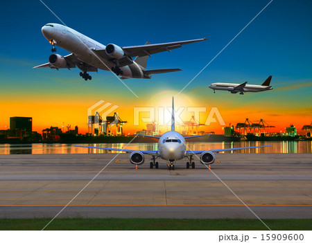cargo plane flying over airport cargo plane flying over airport 15909600