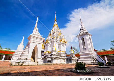 Wat Phra Borommathat Chaiya Worawihan 15913345