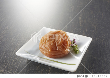 梅干し一粒03 15913665