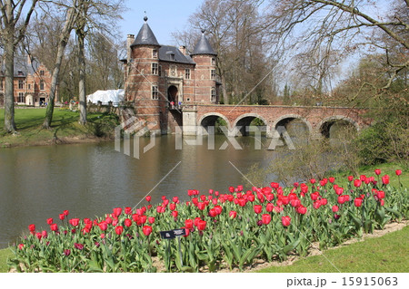 ベルギーのフロラリア　ビカール城　 15915063