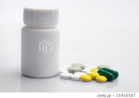 Pills and capsule 15916567