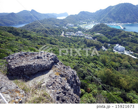 小笠原諸島　父島、島内の風景（三日月山山頂からの景色） 15921673