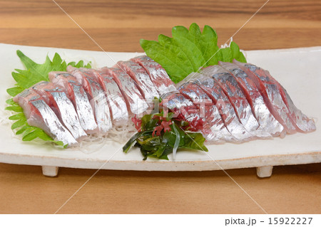 おいしいアジの刺身 おいしいアジの刺身 15922227