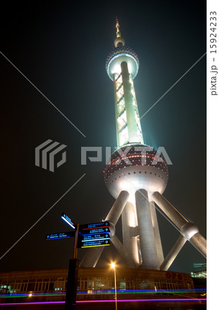 Shanghai Pearl Tower, evening Shanghai Pearl Tower, evening 15924233