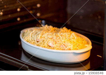 Pasta Pasta 15930540