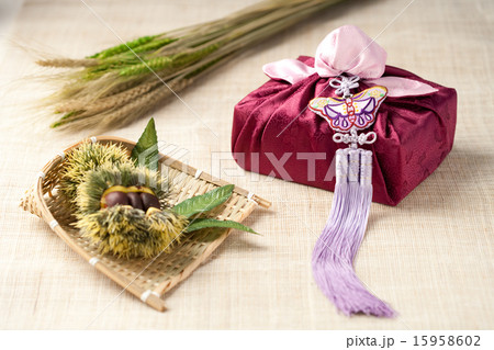 Gift_047 Gift_047 15958602