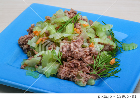 Tuna and celery salad 15965781